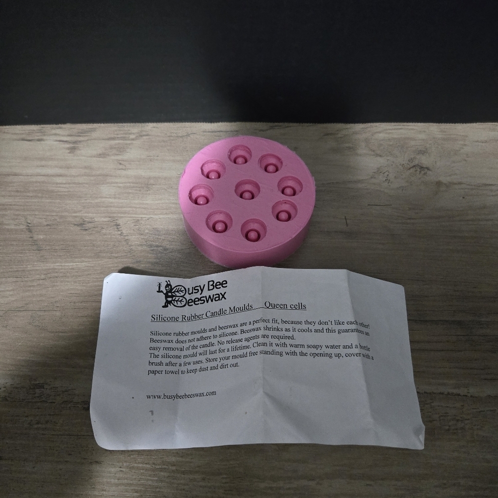 Busy Bee Silicone Queen Cell Mold